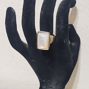 Elegant Gold and White Ring